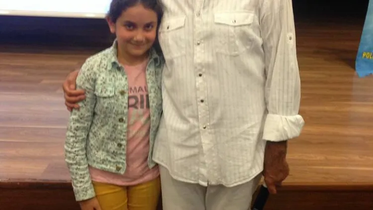 İzmir'de Mega Akademi ve Aksüt Hoca Rüzgârı